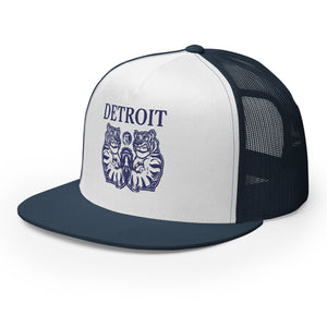 ROYALTY SPORT Trucker Cap