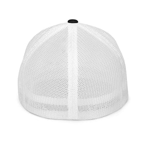 DESIGNER HATS Closed-back trucker cap