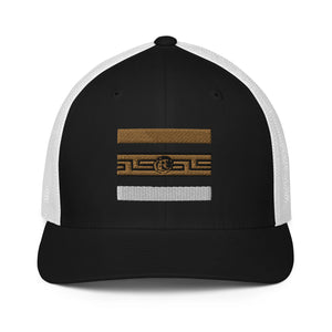 DESIGNER HATS Closed-back trucker cap