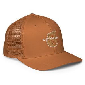 DESIGNER HATS Closed-back trucker cap