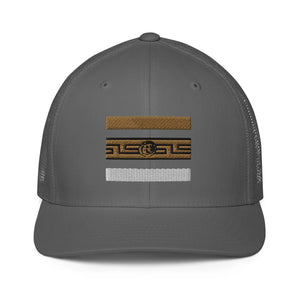 DESIGNER HATS Closed-back trucker cap