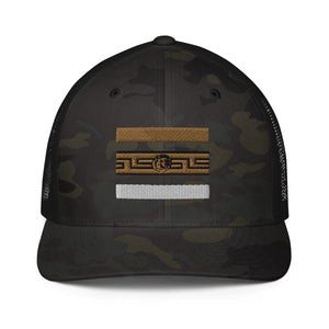 DESIGNER HATS Closed-back trucker cap